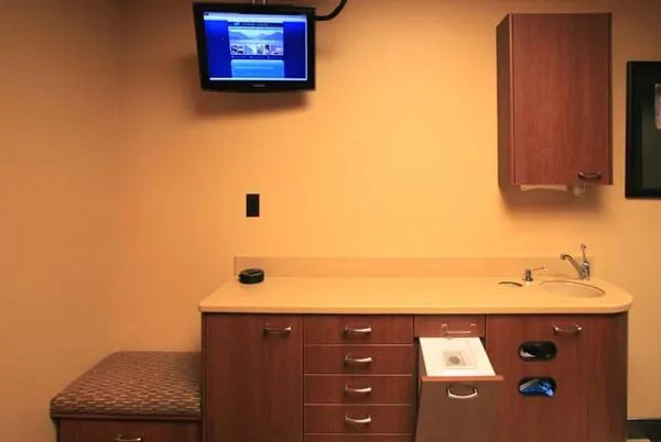 Fisher Jones Family Dentistry Operatory room tv